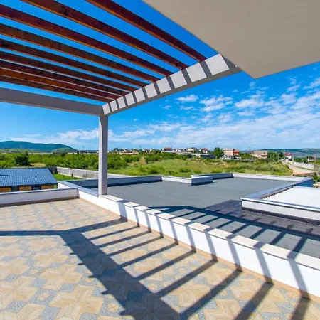 Villa Vie *