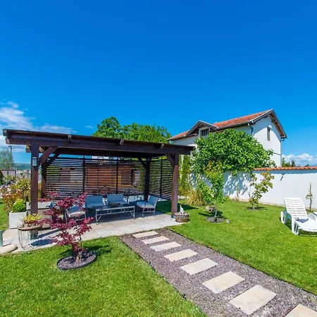 Vie Villa