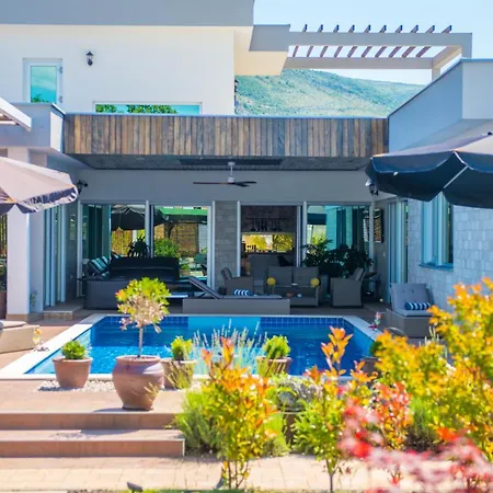 Vie Luxury Retreat Villa *