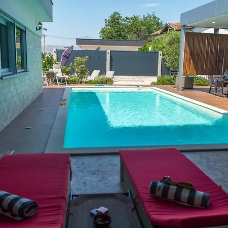 Vila Vie Luxury Retreat *
