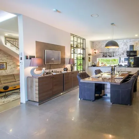 Vie Luxury Retreat Villa Blagaj
