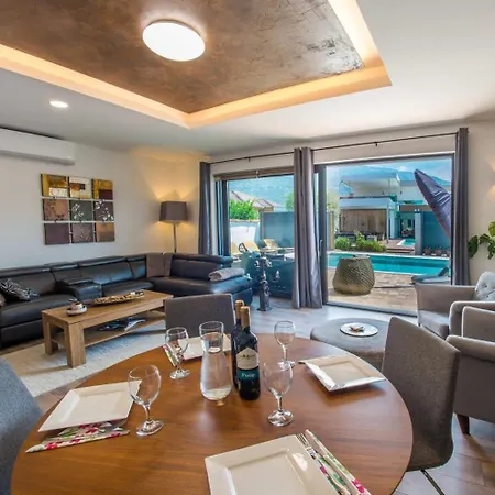 Villa Vie Luxury Retreat Blagaj